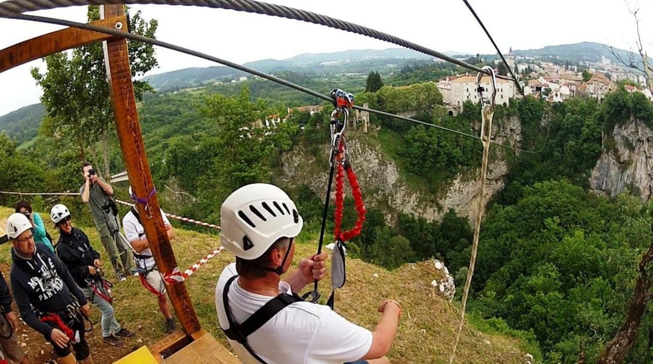 Farm Stay Synergia - Hiden Treasure Pazin Exteriér fotografie